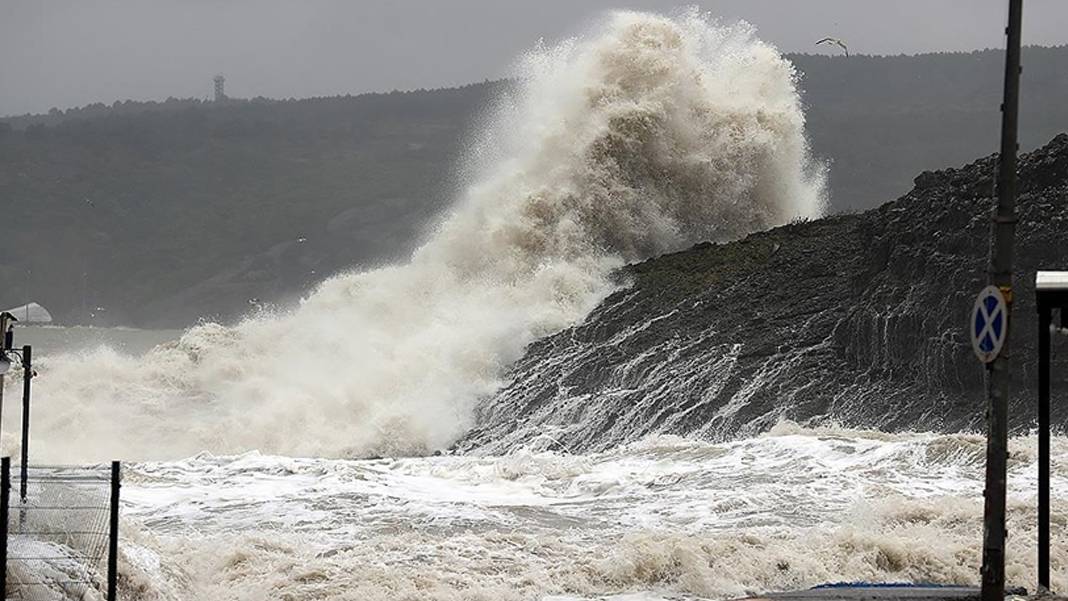 İçişleri Bakanlığı'ndan Marmara ve Ege için kritik uyarı: Fırtına ve zehirlenme riski