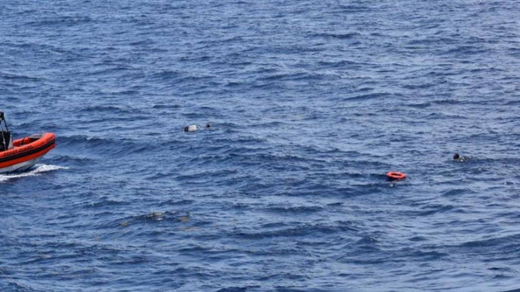 Nijerya'da yolcu teknesi alabora oldu: 25 ölü