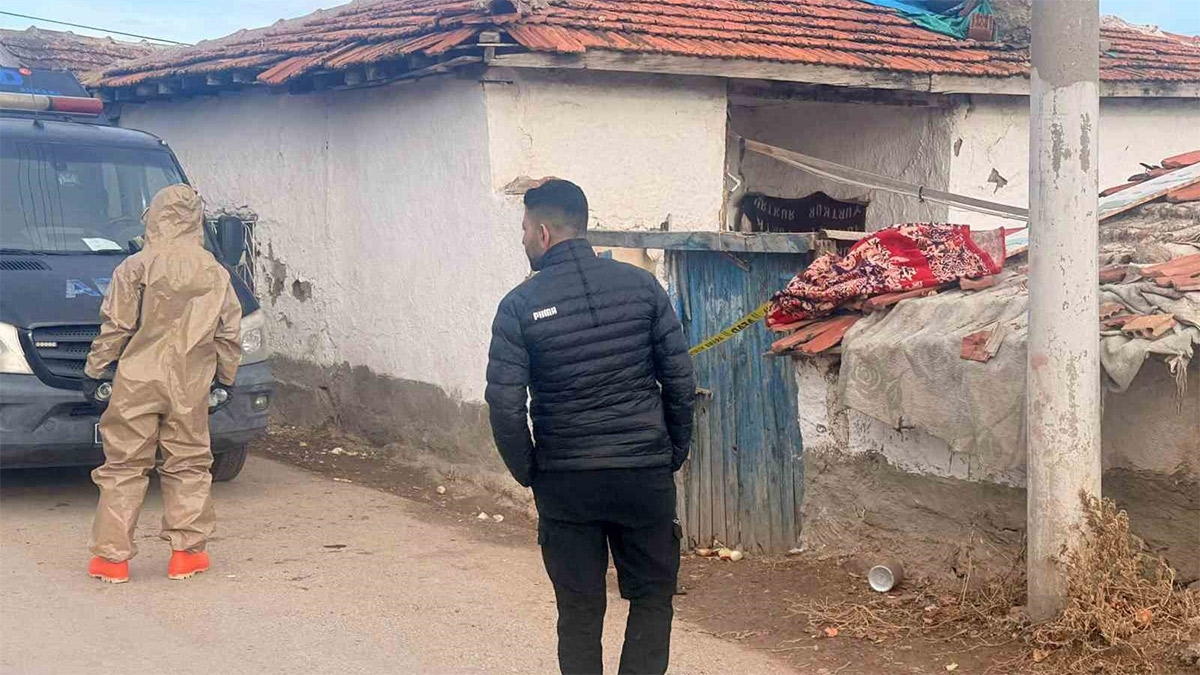 Ankara'da evde boya faciası! 8 kişi hastanelik oldu, 4'ünün durumu ağır