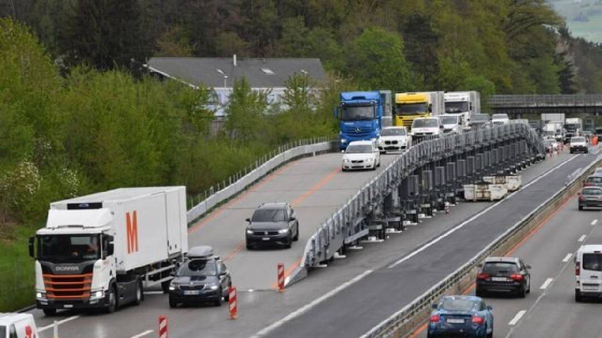 İsviçre gelecekte yaşıyor! Yol çalışmalarında asla kimse trafik yaşamıyor
