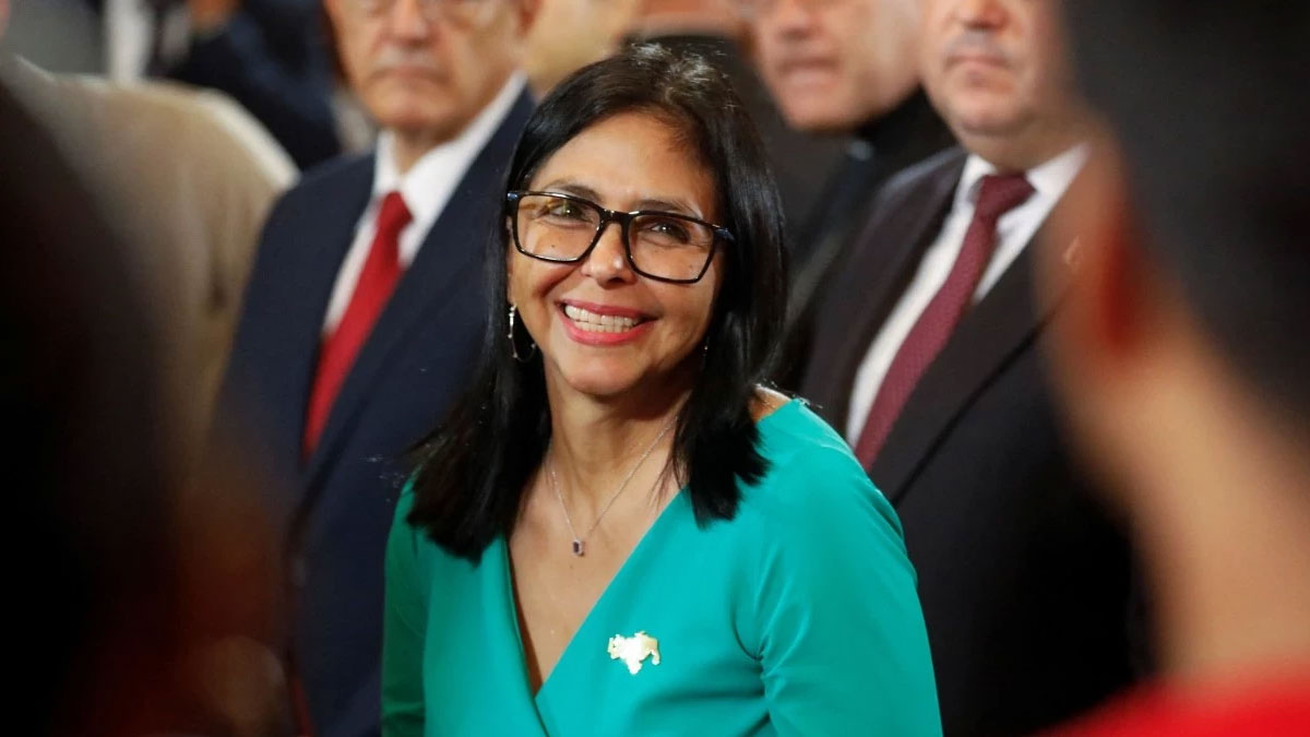 Rodriguez yemin ederek göreve başladı