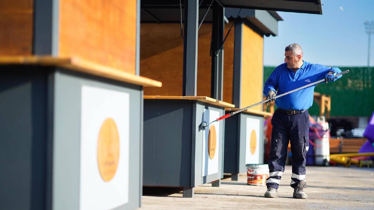 Karşıyaka’da sahil bandına estetik dokunuş: Mısır ve kestane tezgâhları yenilendi