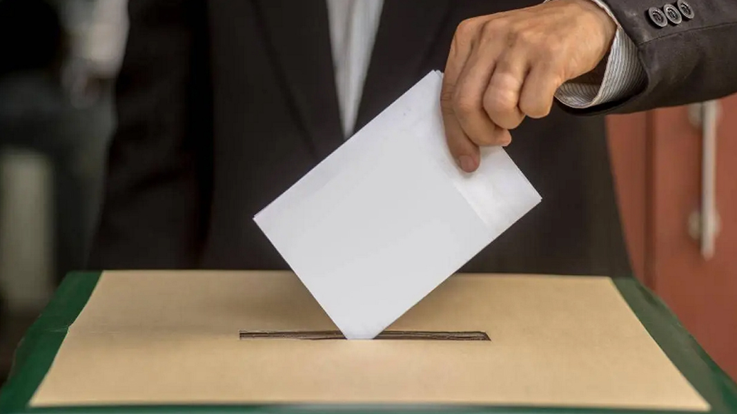 Slovenya'da genel seçim 22 Mart'ta yapılacak