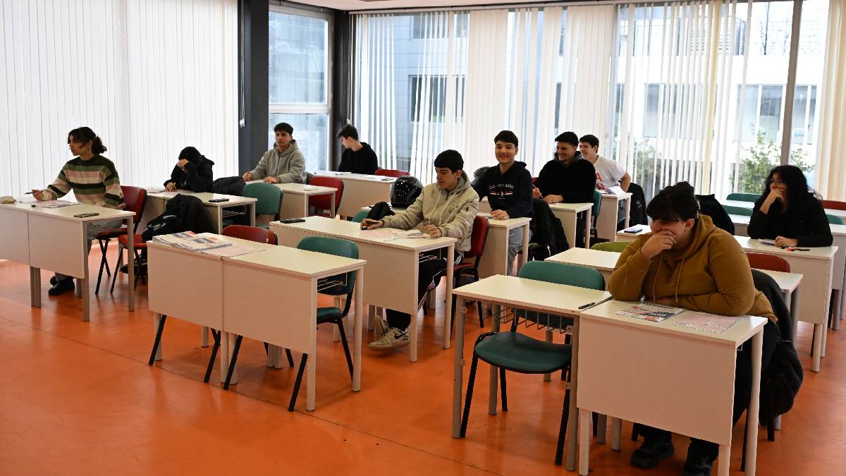 Öğrenciler MABEM’in ödüllü sınavında ter döktü