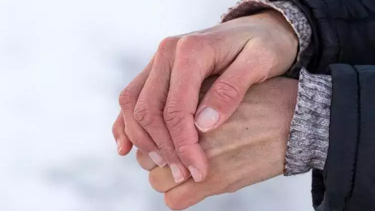 Kışın çatlayan ellere son: Bebek gibi yumuşacık eller için mucize tarif