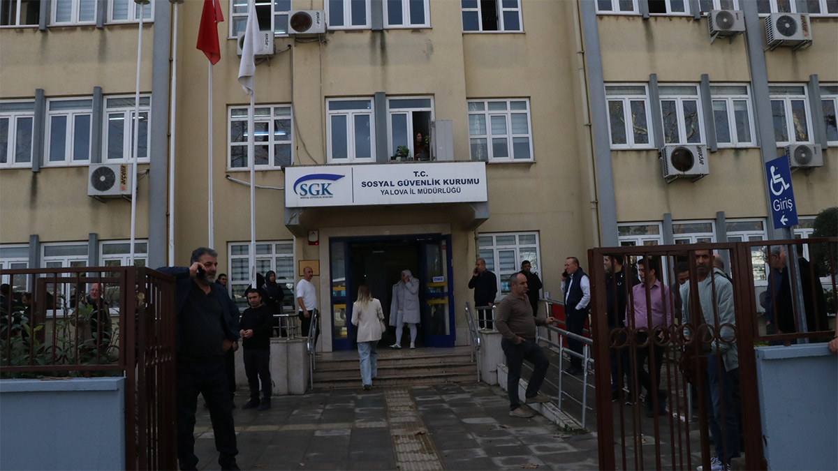 Yalova SGK İl Müdürlüğü’nde silahlı saldırı: Kurum avukatı hayatını kaybetti