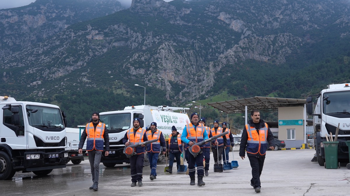 Manisa’da çevre kirliliğine karşı ‘Çöp Avcıları’ projesi başladı