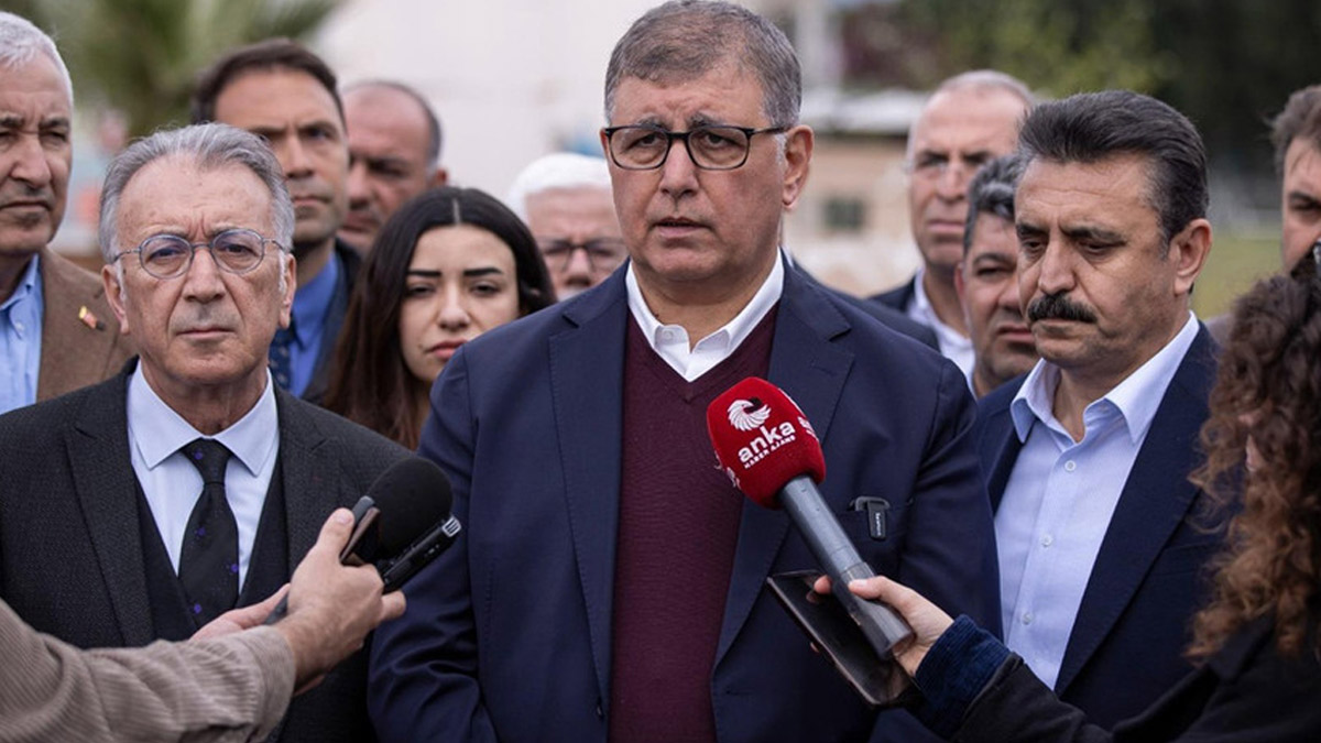 İzmir Büyükşehir Belediye Başkanı Tugay: İZBAN, TCDD tarafından yönetilmeli