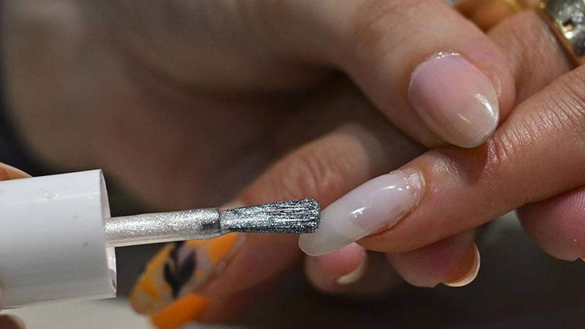 Her ay düzenli tırnak yaptıranlar dikkat! Sağlığı tehlikeye atıyor, annelik hayalini rafa kaldırıyor