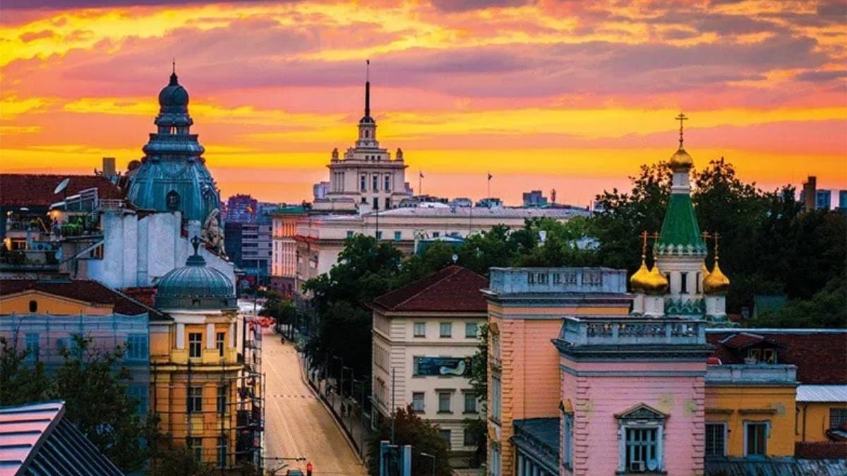 Avrupa ülkelerinin en ucuzu! Dijital göçebe vizesi uygulamasını hayata geçirdi: İşte başvuru detayları