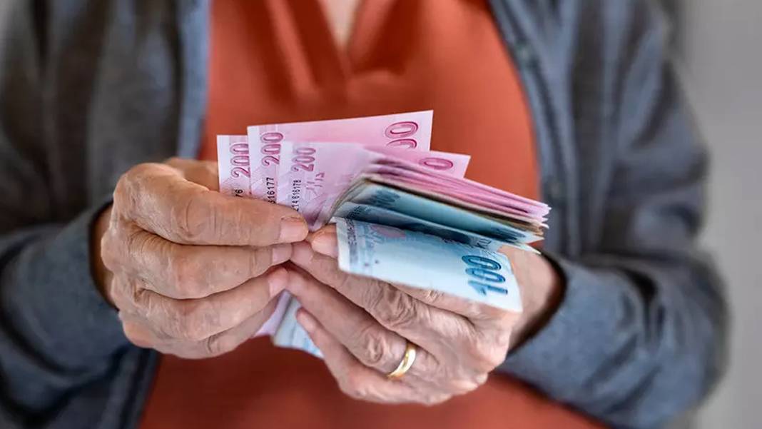 Son dakika! Teklif Meclis'e sunulacak: En düşük emekli maaşı belli oldu