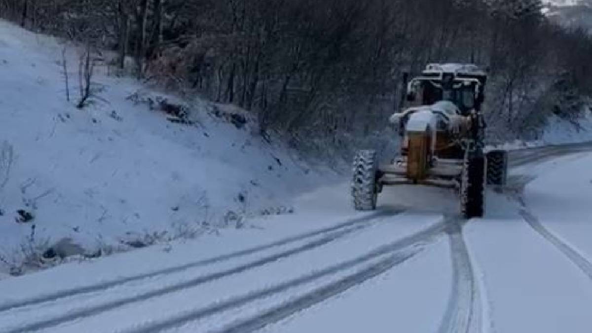 Karla kaplı yollar bursa Büyükşehir’le açılıyor
