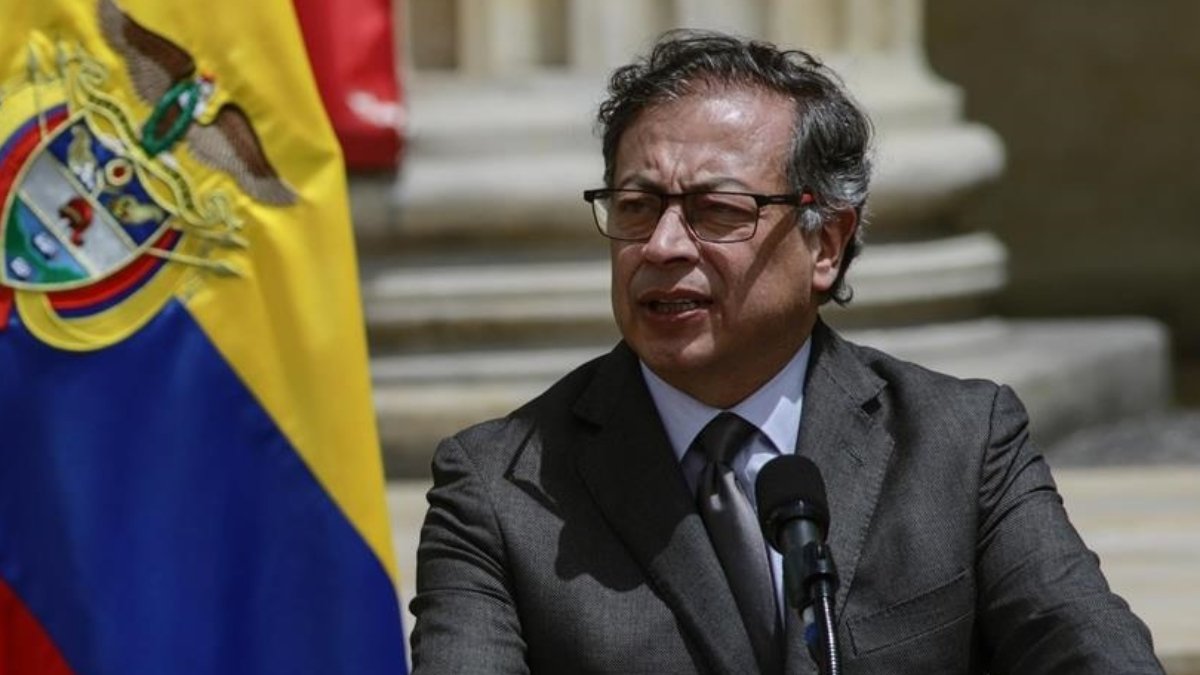 Kolombiya Başkanı Petro: ABD’nin operasyon ihtimali “gerçek bir tehdit”