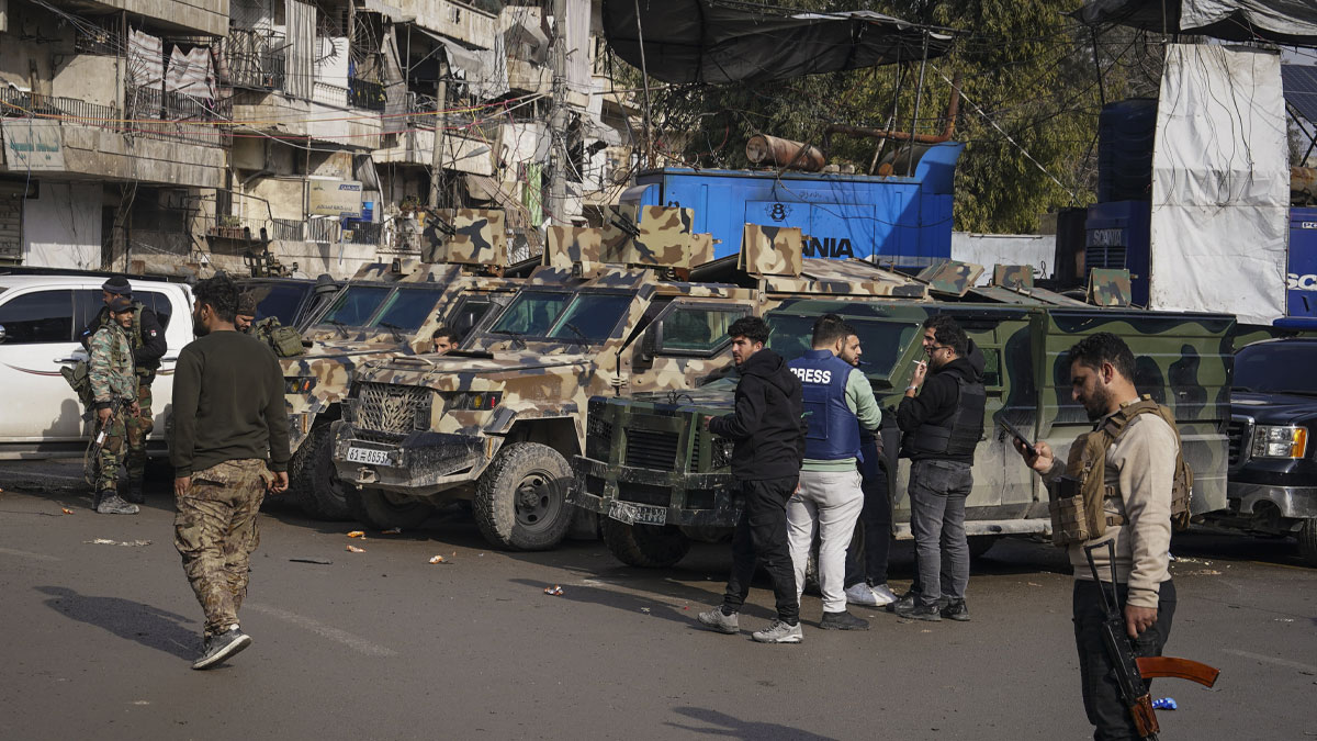 Suriye ordusu, YPG/SDG işgalindeki son mahallenin de kurtarıldığını duyurdu