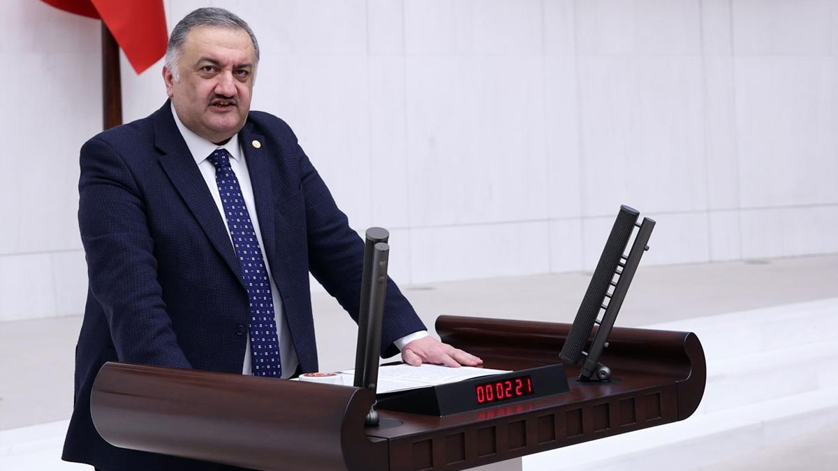 DEVA Partili Karal'dan trafik şiddeti analizi: Yolları altınla kaplasanız da çözüm olmaz