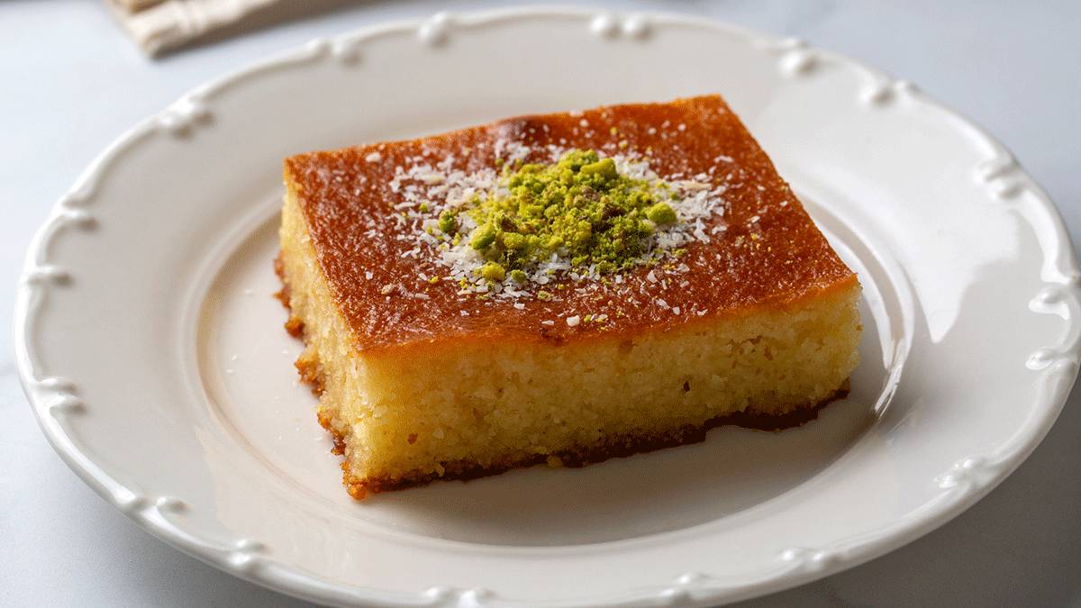 Şerbetini tam çeken, sünger gibi dokusuyla revani tarifi: Sırrı o malzemede saklı!