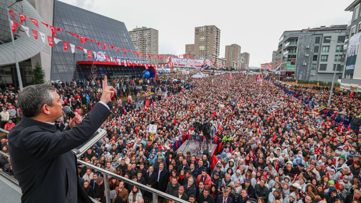 Özel'den Erdoğan'a tepki: Zamanında oy verenler 'istifa' diyorsa sebebi sensin