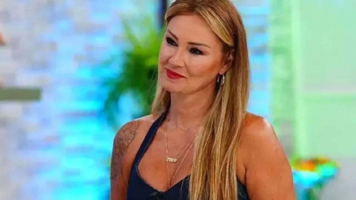 450 Bin TL isteyen takipçiye tokat gibi cevap! Pınar Altuğ sosyal medyadan tepki gösterdi: ‘Bence sayı saymayı bilmiyor’