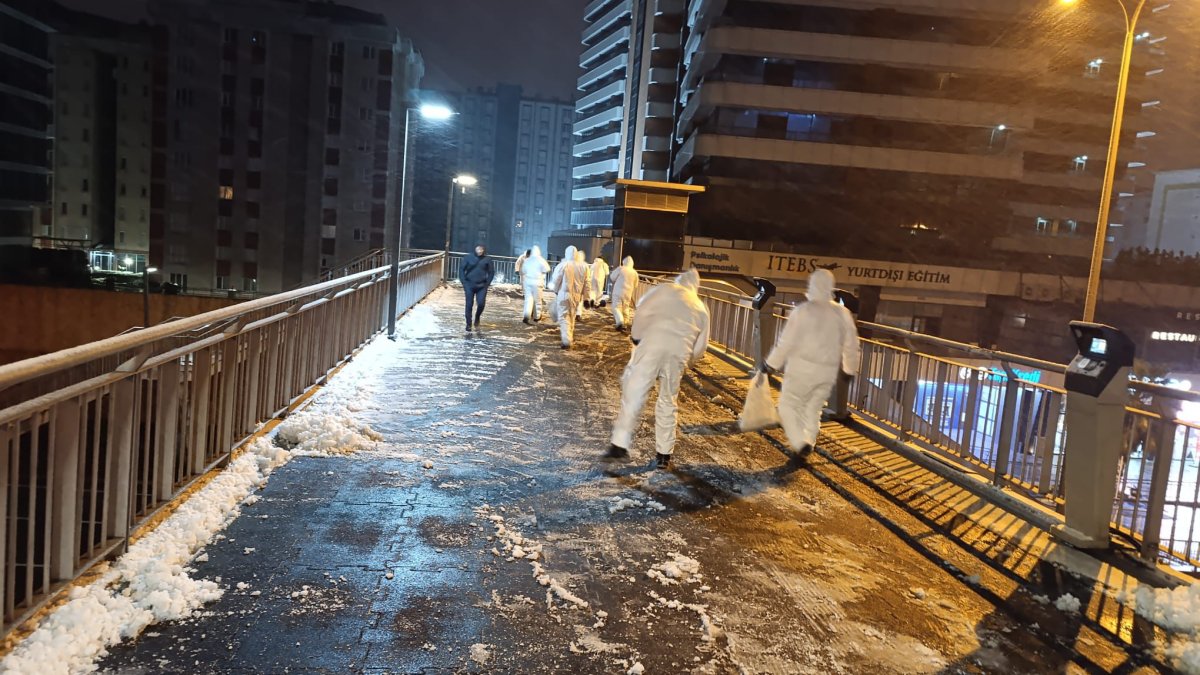 İstanbul'da kar alarmı: 11 bini aşkın personel sahada