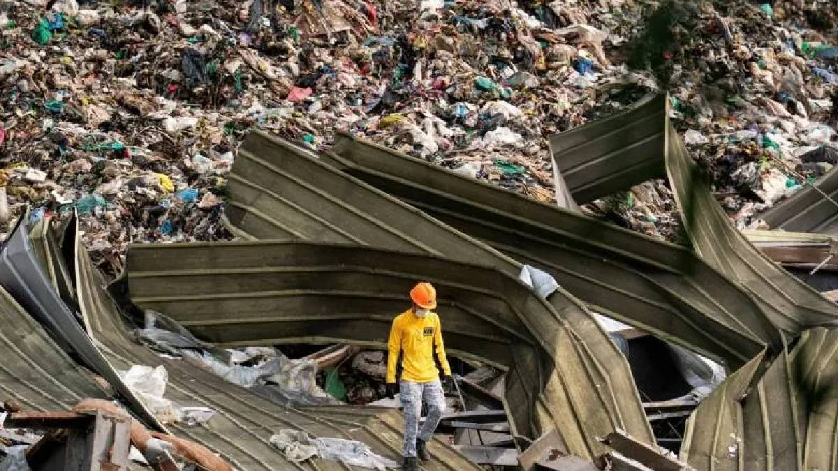 Filipinler'de depolama sahasında çöp heyelan: Ölü sayısı 11'e yükseldi