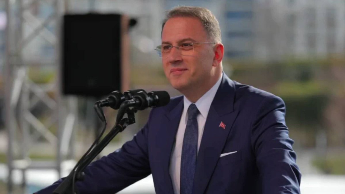 Şah damarına yakın kitle tespit edilmişti: Mehmet Murat Çalık ameliyata alındı