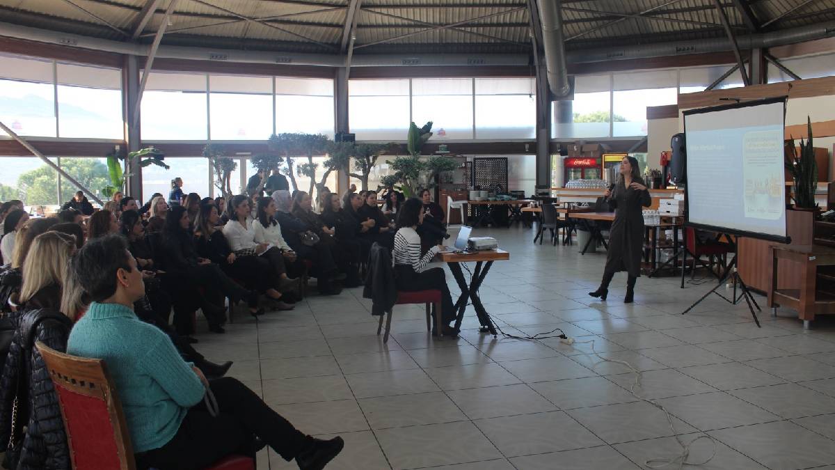 Büyükşehir’den okul aile birliklerine güçlü destek