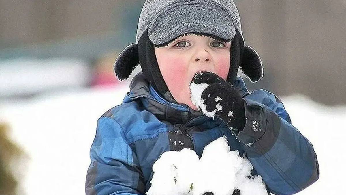 Uzmanlar uyardı: Kar yemek sanıldığı kadar masum değil