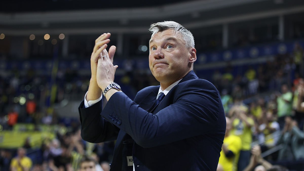 Fenerbahçe Beko'da beklenen imza geldi: Jasikevicius 3 yıllık sözleşmeye imza attı