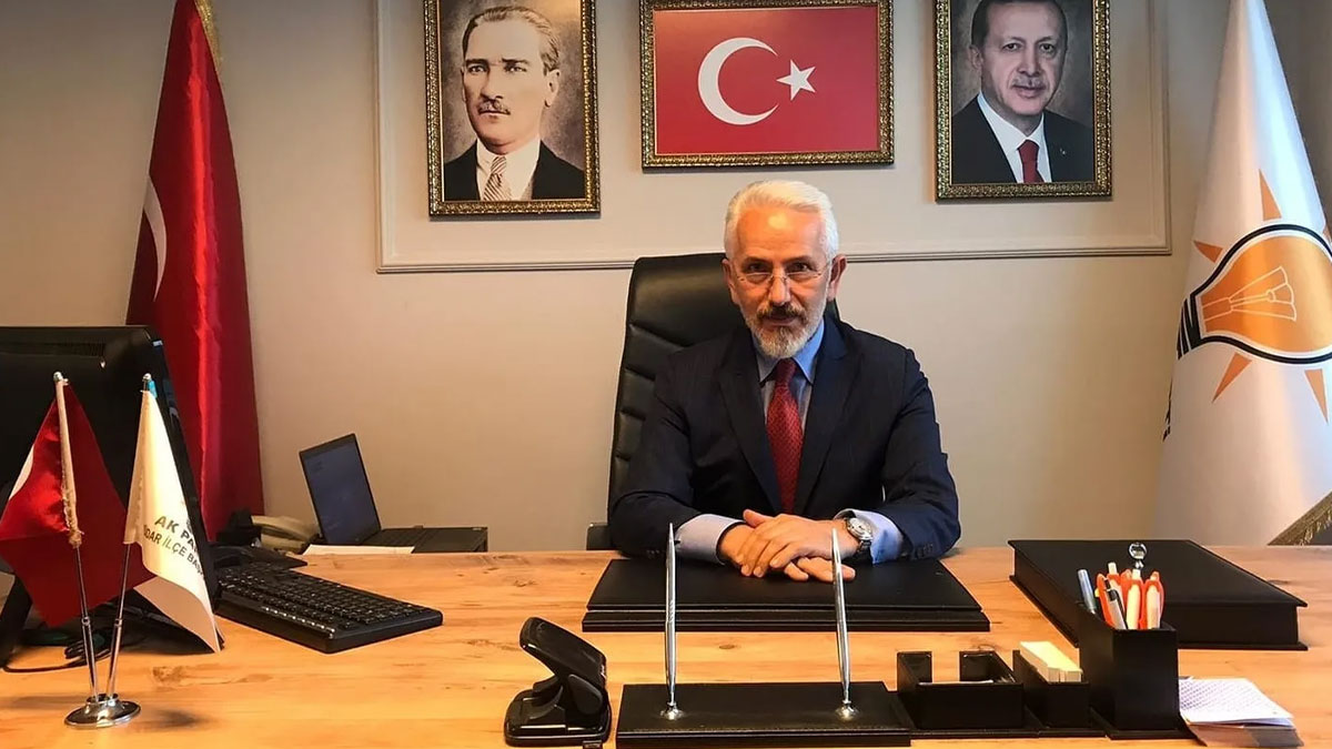 AK Parti’den istifa eden Ekrem Baki CHP’ye katıldı