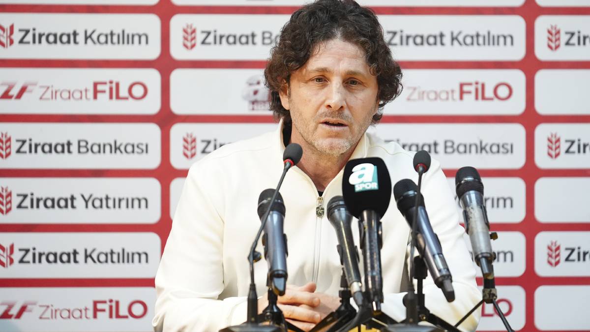 Fatih Tekke: Yatırıma dönüşecek transferler yapmayı planlıyoruz