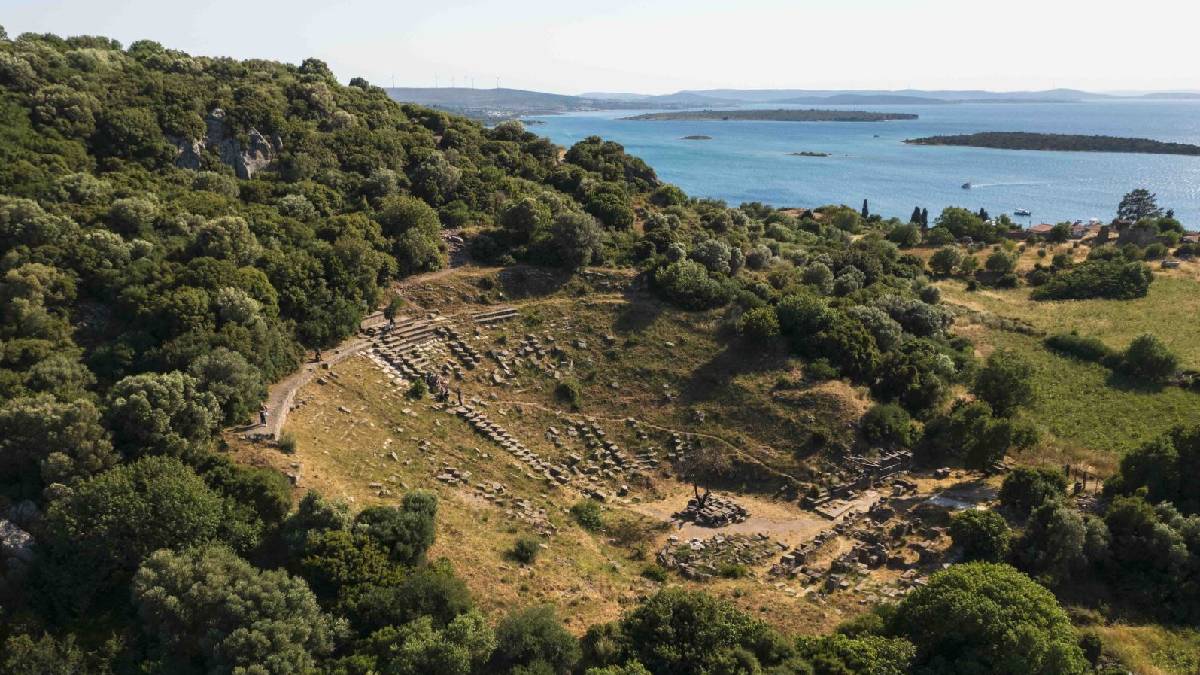 Hem deniz hem kültür tatili! Çeşme’de zaman yolculuğu bir başka: Antik Yunan mirası “Erythrai Antik Kenti”