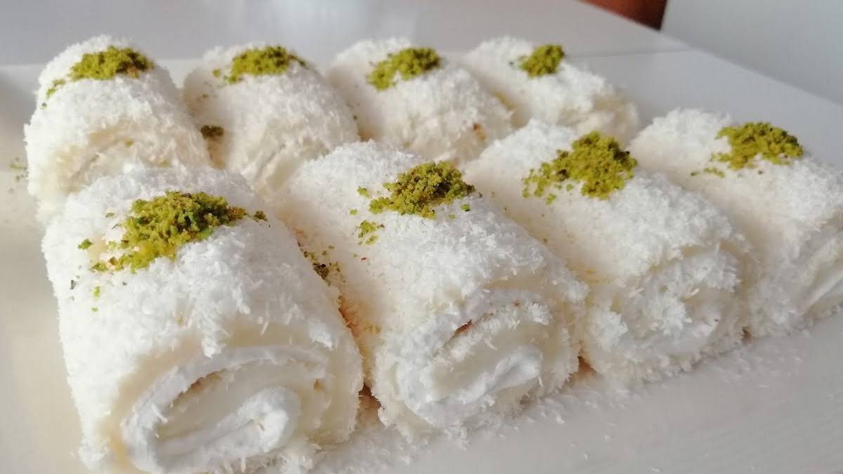 Sütlü tatlıların en sevileni! Denemeyen çok pişman olacak: İşte Sultan Sarma Tarifi…