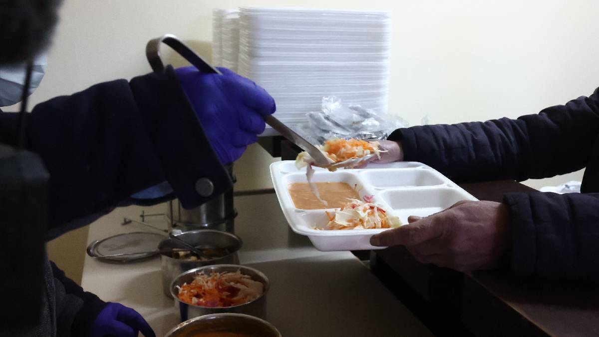 BİMEKAN kapılarını evsizlere açtı: Antalya Büyükşehir, soğuk kış günlerinde sokakta yaşayan vatandaşlara sıcak bir yuva sağlıyor