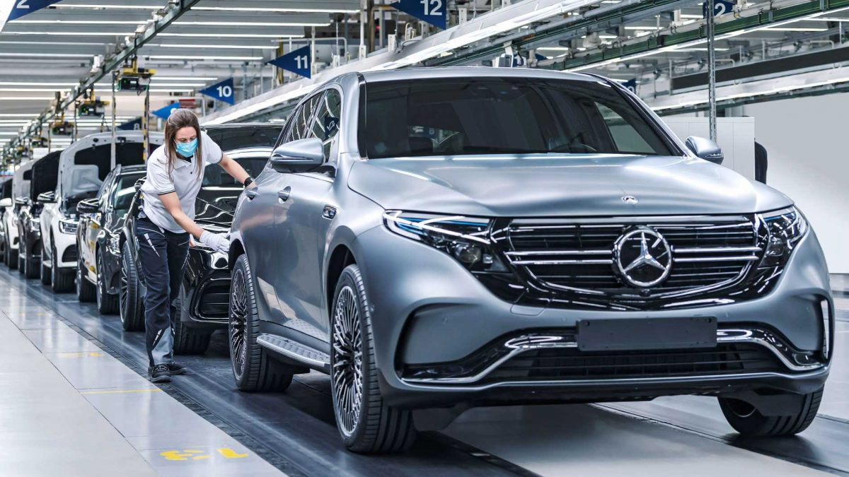 Mercedes sahiplerine müjde: Şarjda yüzde 14 indirim ve otoyollara '480 kW'lık dev güç geliyor!