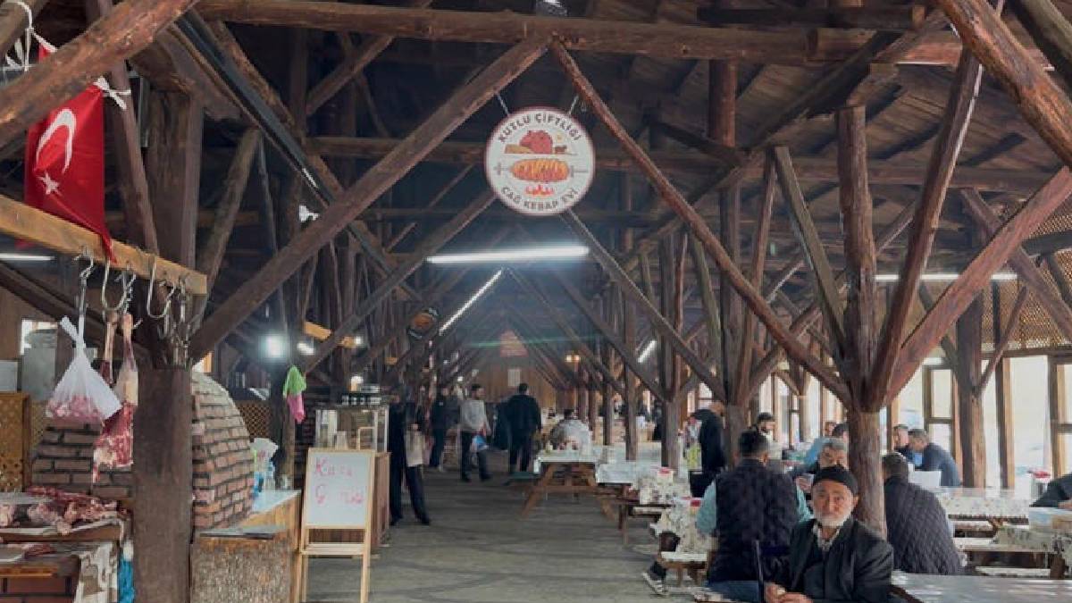 400 yıllık hana 1000 yıllık yemek kültürü getirdiler! Hepsi doğal ve lezzetli: Gelenin damağını çatlatan lezzet