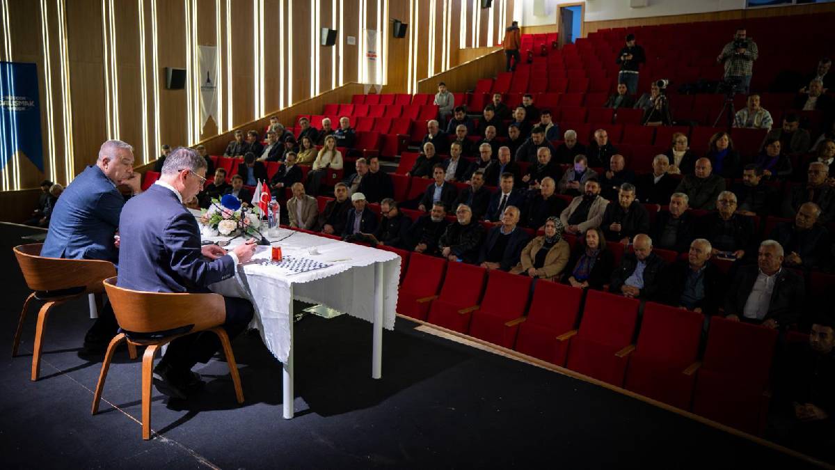 Muhtarlarla çözüm masası Kemalpaşa’da kuruldu