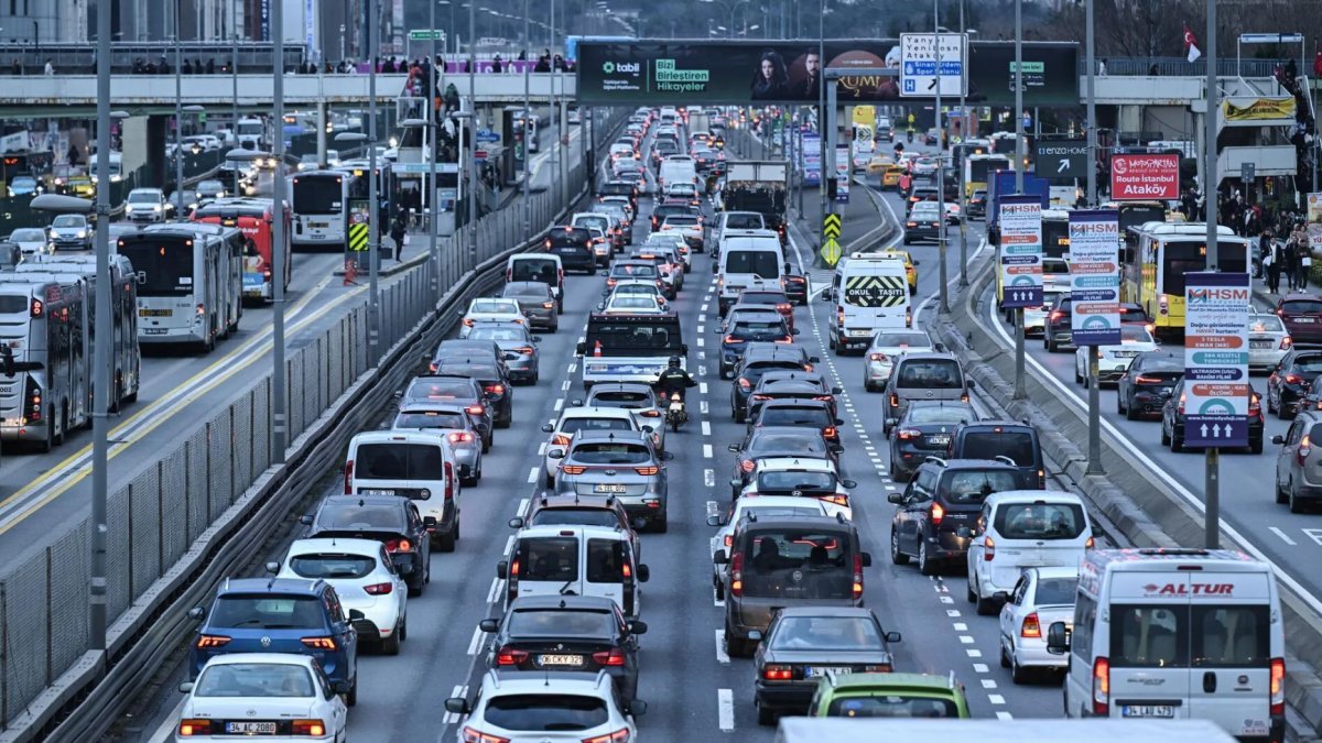 Trafikteki araç sayısı 33,6 milyonu aştı
