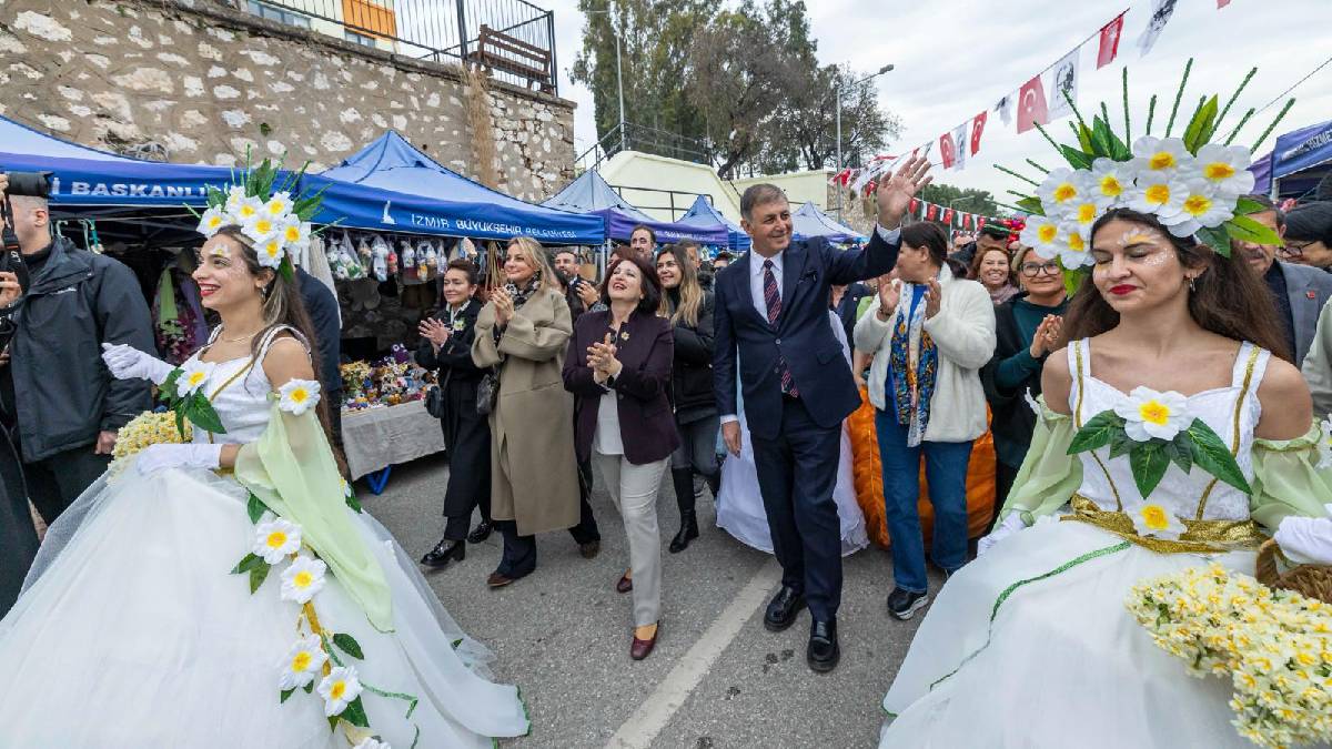 8. Karaburun Nergis Festivali başladı