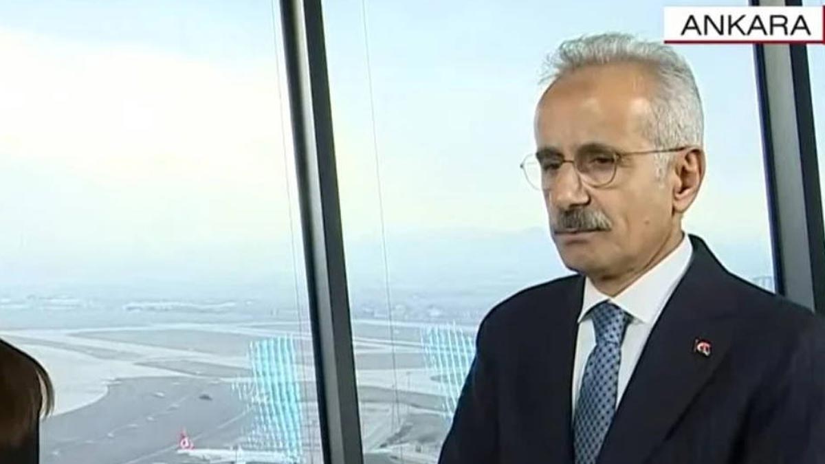 Bakan Uraloğlu rahatsızlandı: Canlı yayına ara verildi