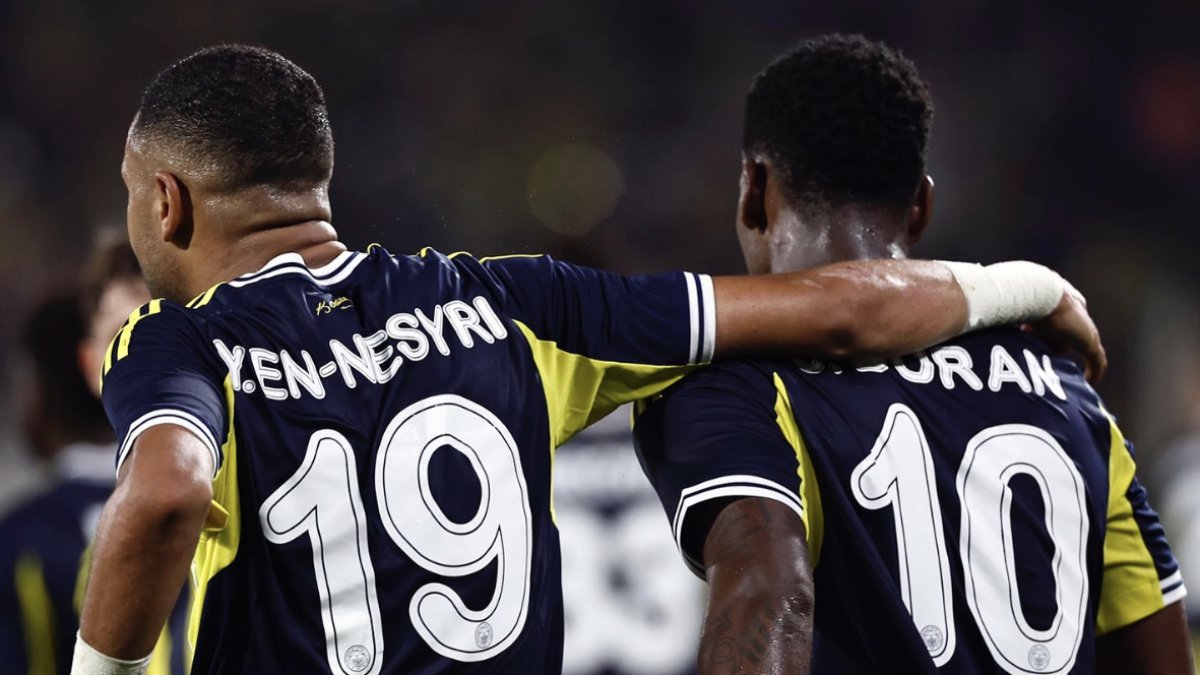 Önce Youssef En-Nesyri'yi istediler şimdi de Jhon Duran'ı: İtalyan devi Fenerbahçe'nin golcülerine kancayı taktı