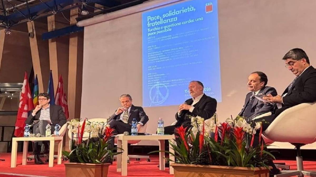 DEVA Partili Ekmen Milano'da konuştu: Süreç atipik ilerliyor, yasal düzenleme şart