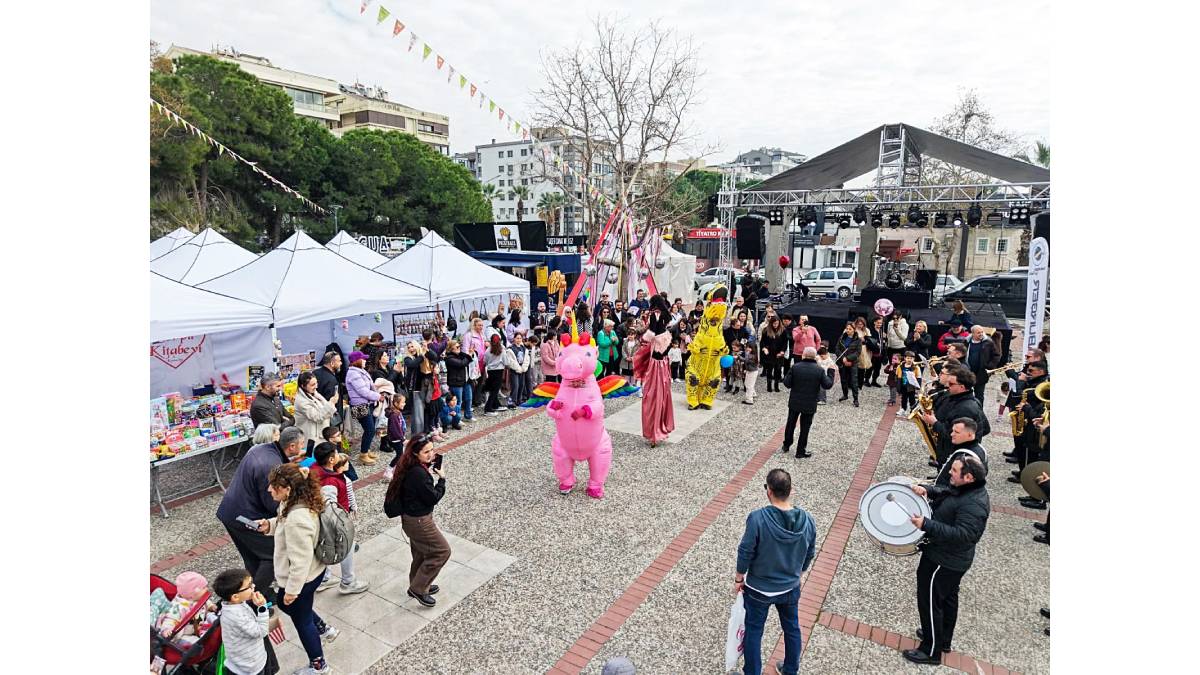 Karneler alındı, festival başladı: KarneFest 25 Ocak’a kadar Bostanlı’da!