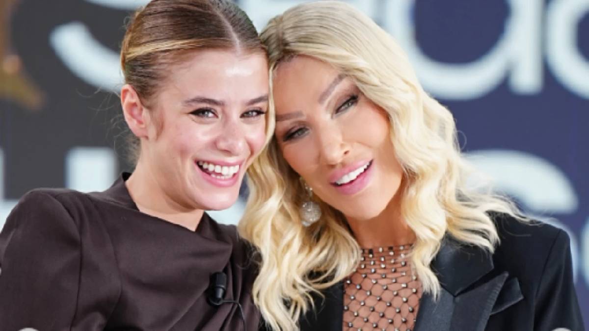 Seda Sayan müstakbel gelinini uygun gördü, İlayda Alişan yeşil ışık yaktı!