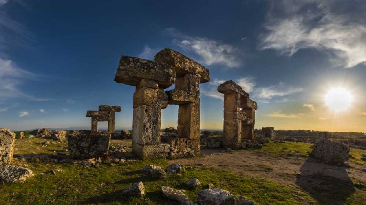 Vadilerin üzerindeki gizli hazine! Gün batımını izlemenin en güzel rotası…