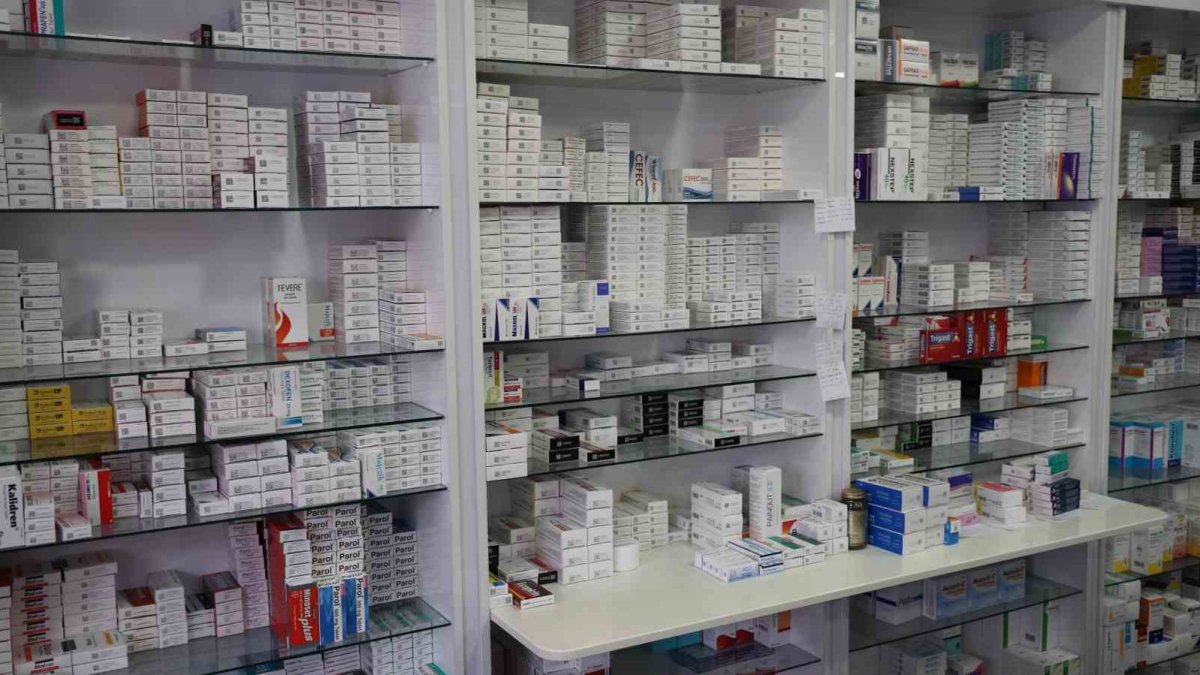 Eczanelerde ilaç krizi: Antibiyotik bulmak neden zorlaştı? İşte perde arkasındaki gerçekler