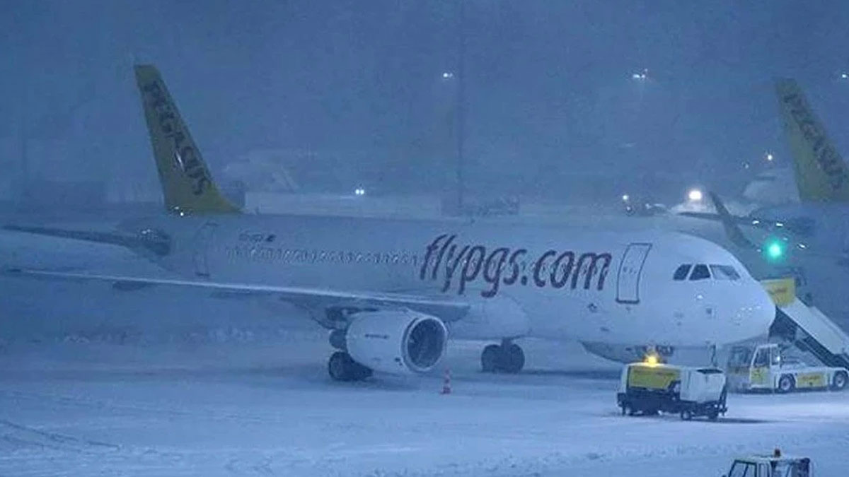 Çok sayıda uçak seferi iptal edildi