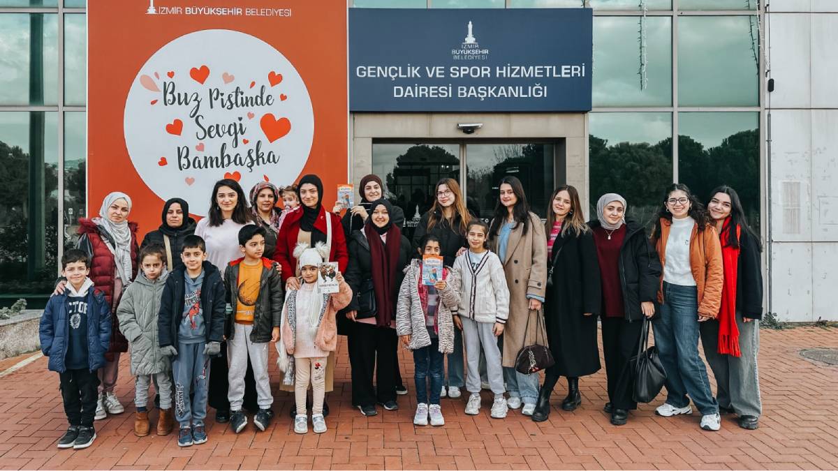 Çocuklar Renkli Harfler ile öğreniyor