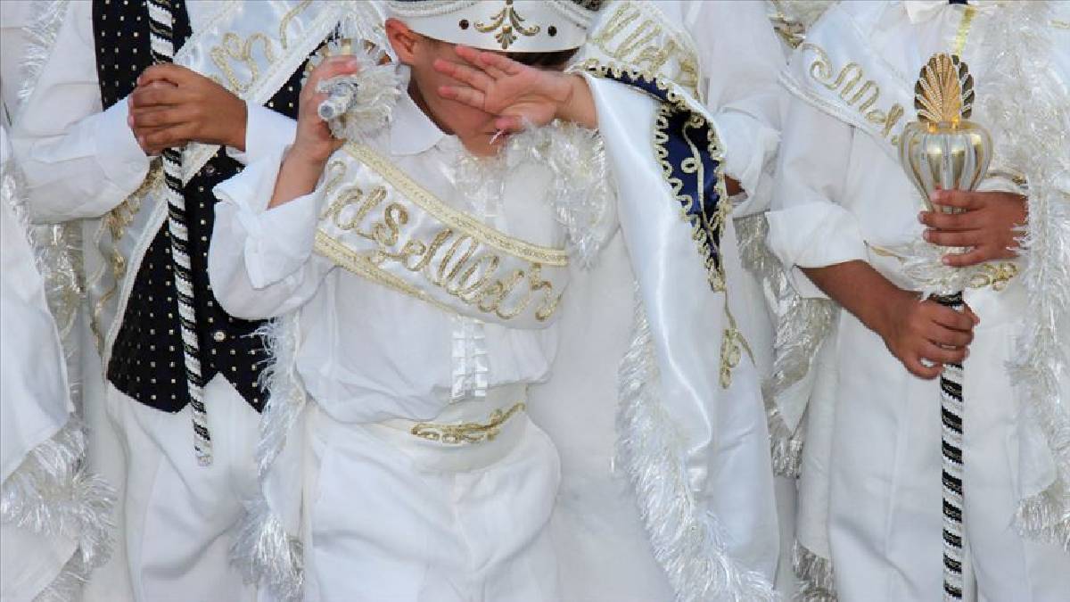 Sömestir tatilinde sünnet planlayan ailelere uyarı! Prof. Dr. Tugay: En yoğun zaman dilimi