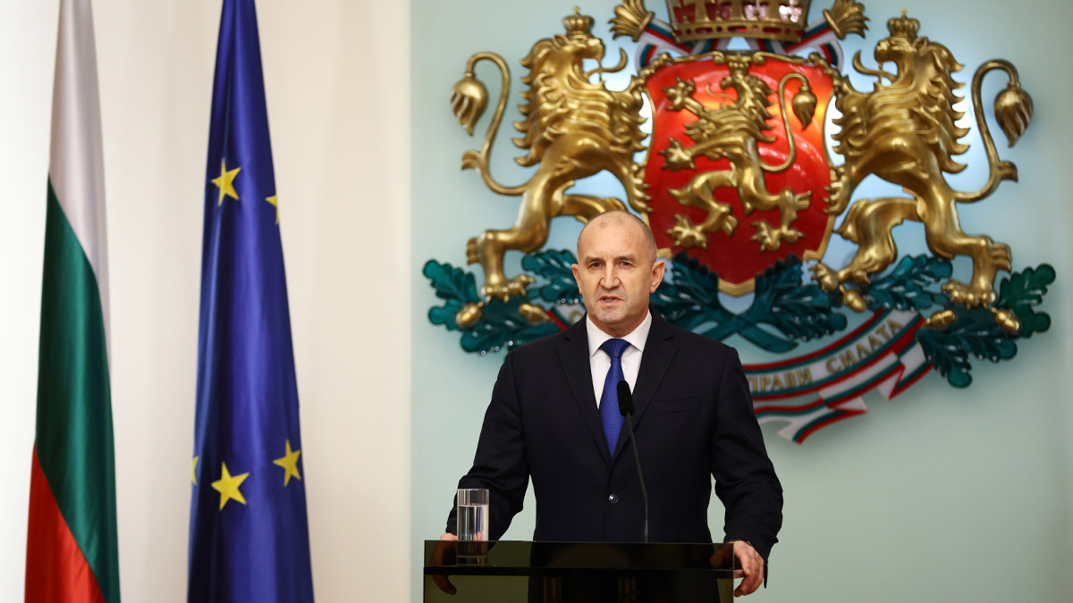 Bulgaristan Cumhurbaşkanı Radev istifa kararı aldığını açıkladı