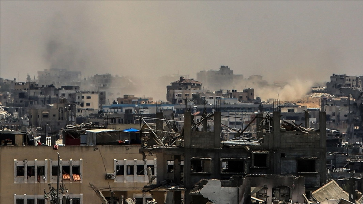 Zorunlu tahliyeler başladı: İsrail ordusu Han Yunus kentinde kontrol alanını genişletiyor